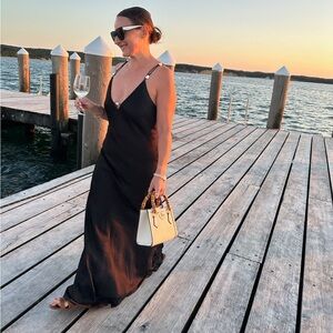 Meet your Posher, Marika